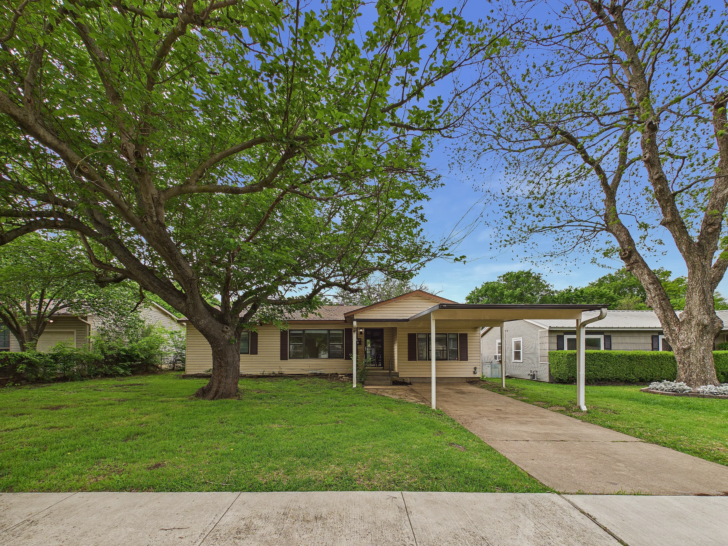 2310 Ridgewood Street, Irving
